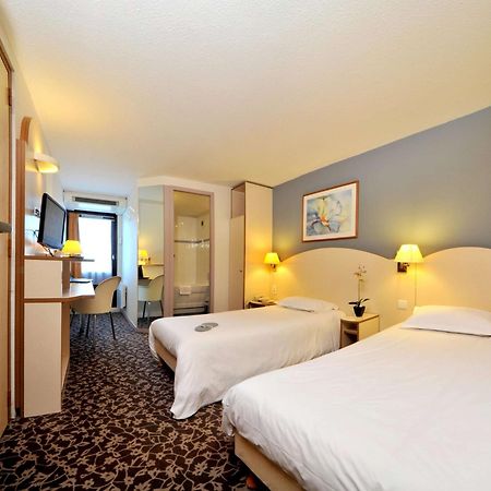 Kyriad Annecy Cran-Gevrier Exterior photo