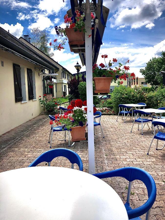 Kyriad Annecy Cran-Gevrier Exterior photo
