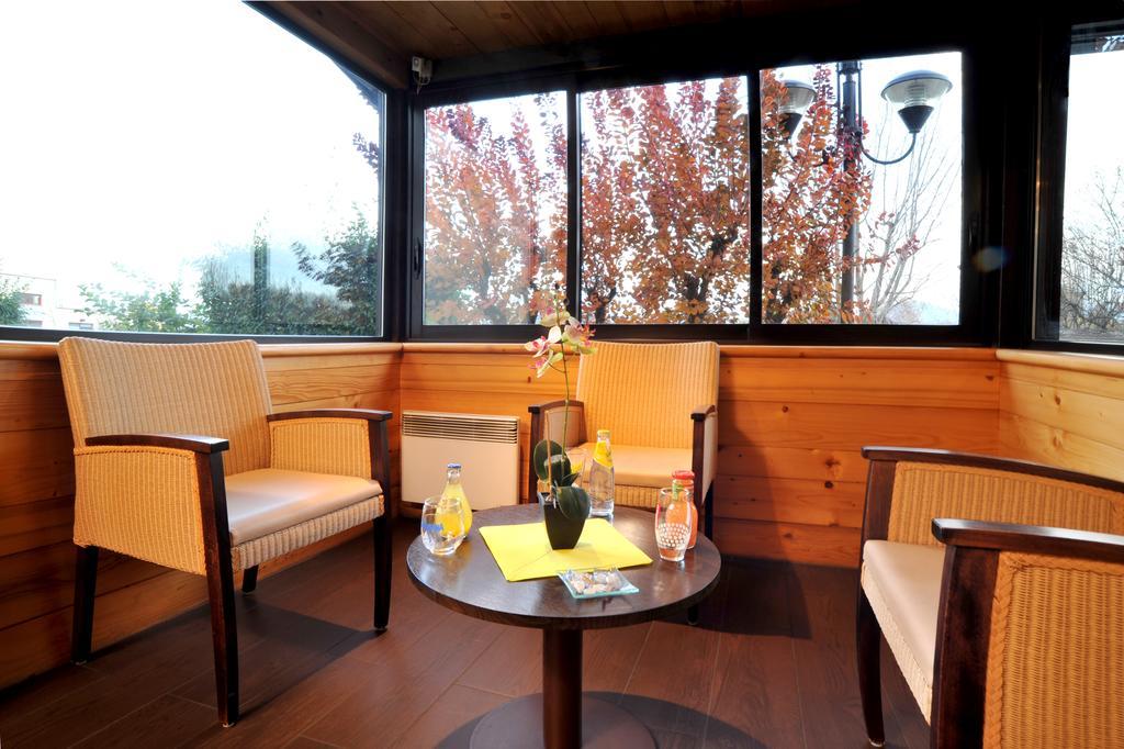 Kyriad Annecy Cran-Gevrier Exterior photo